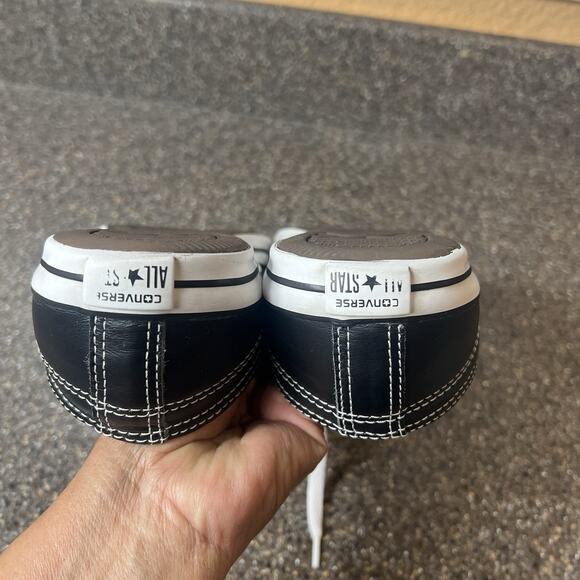 Converse Chuck Taylor All Star Lace Up Low Classic Black Leather Shoe Women Sz 8 - Picture 8 of 11